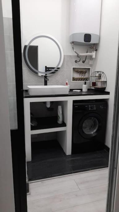 T2 Appartement Lumineux A La Joliette Marsiglia Esterno foto